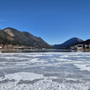 Korculovanie na Weissensee 03